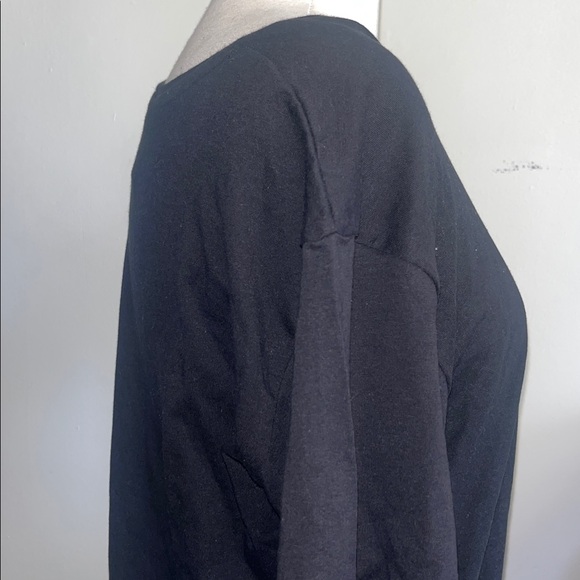 Graphic T-Shirt - Picture 7 of 8